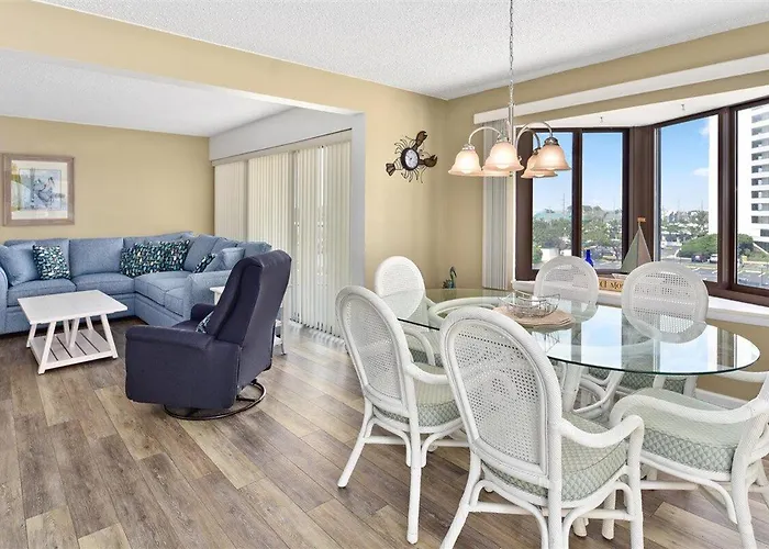 Huge Ocean Front Balcony From 2 Bedroom! Ferienhaus *