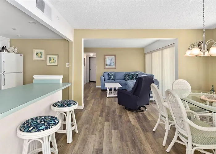 Huge Ocean Front Balcony From 2 Bedroom!